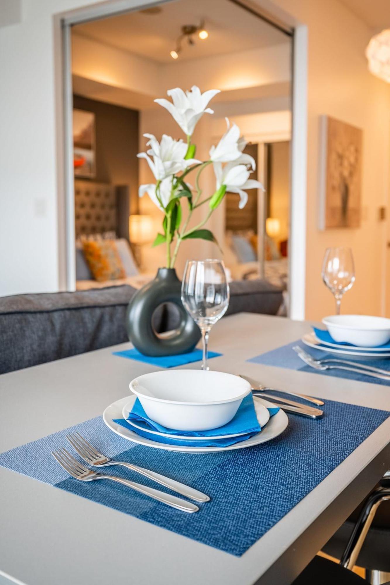 1Br Luxury Condo - Downtown トロント エクステリア 写真