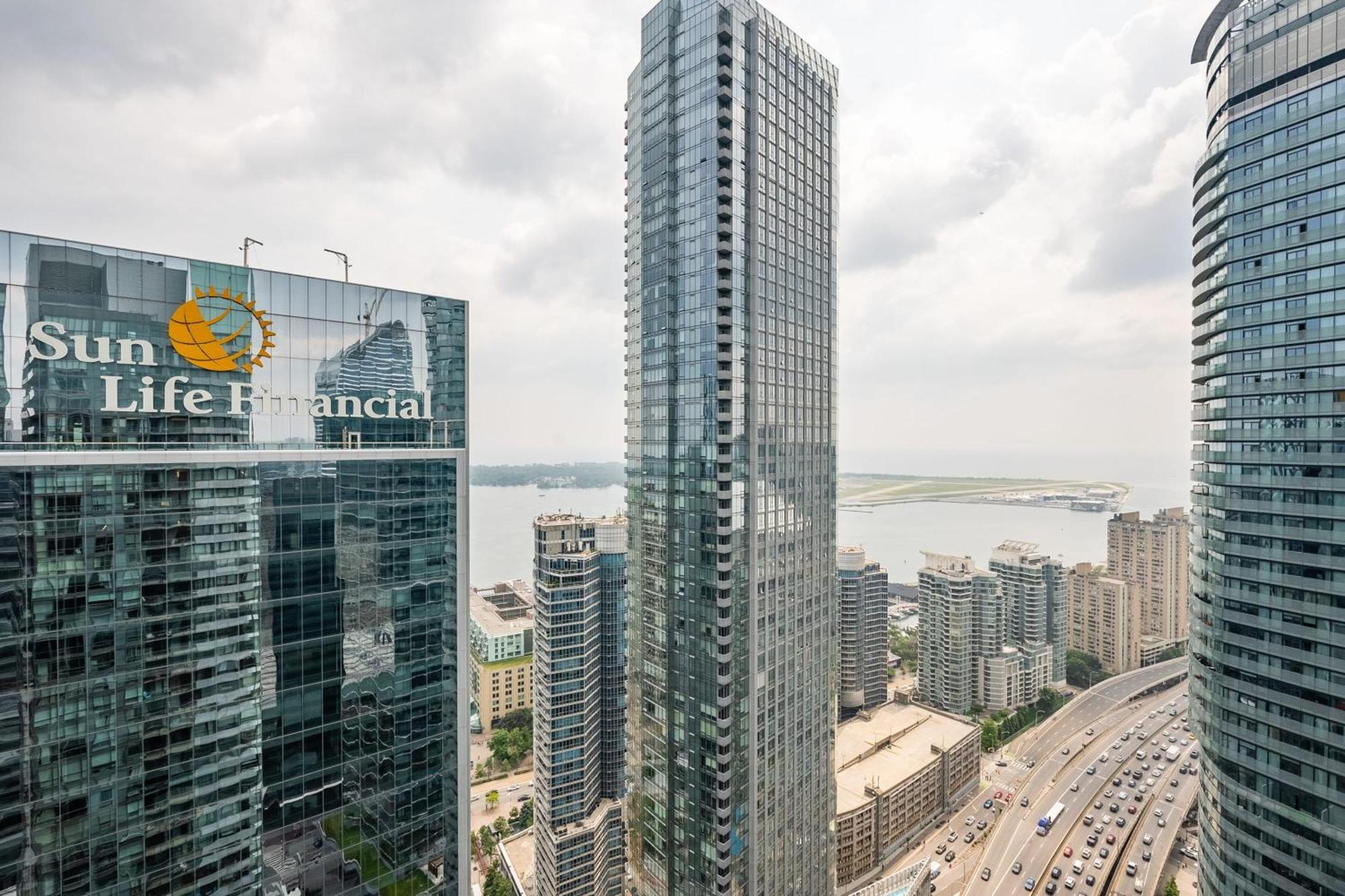 1Br Luxury Condo - Downtown トロント エクステリア 写真